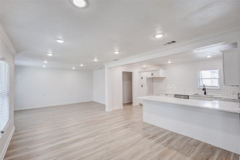 805 Crockett Street, Garland, TX 75040 — photo 2