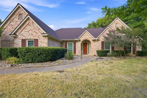 4518 Pecan Creek Drive, Midlothian