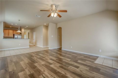 817 Silvermoon Drive, Little Elm, TX 75068 — photo 3