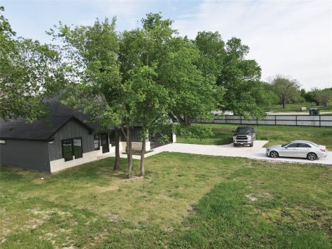 1911 US-HWY 69 Road, Greenville, TX 75401 — photo 3