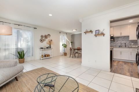 5051 Les Chateaux Drive 138, Dallas, TX 75235 — photo 2