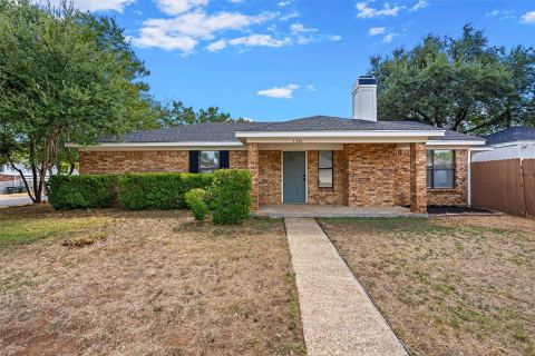 1301 Chapel Creek Road, Waco