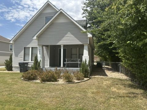 1405 James, Waco
