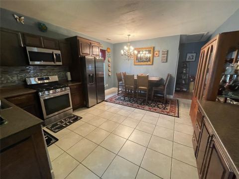 800 N Walnut Street, Sherman, TX 75090 — photo 2