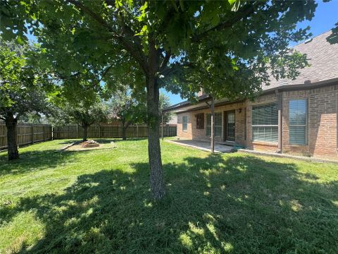 1403 Hickory Drive, Pilot Point, TX 76258 — photo 3