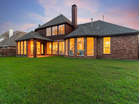 4332 Milsop Drive, Carrollton, TX 75010 — photo 3