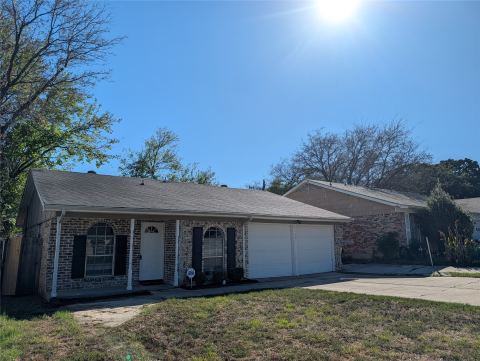 5124 Sears Drive, Fort Worth, TX 76105 — photo 2