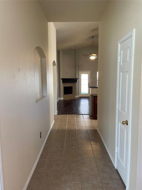 1937 Creek Crossing Drive, Fort Worth, TX 76247 — photo 2