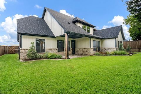 1908 Heritage Knoll Drive, Sherman, TX 75092 — photo 2