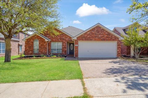 608 Lake Village Drive, McKinney
