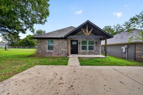 307 N Colbert Avenue, Sherman