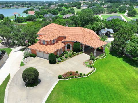 2002 W Emerald Bend Court, Granbury, TX 76049 — photo 2