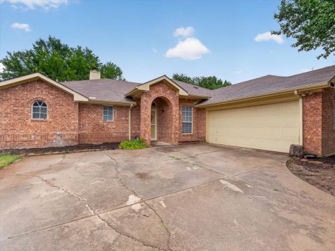 1901 Le Sage Court, Denton, TX 76208 — photo 3