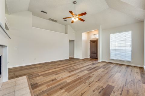 10121 Cambridge Drive, Frisco, TX 75035 — photo 3