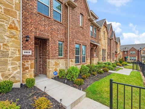 1913 Buffalo Hill Drive, Mesquite, TX 75149 — photo 3