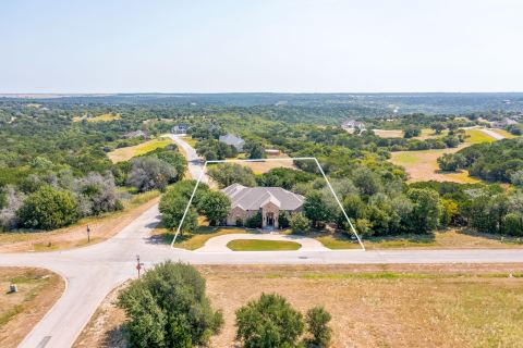 8401 Fullerton Drive, Cleburne, TX 76033 — photo 2
