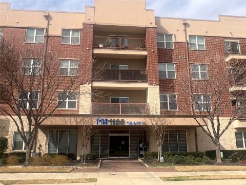 1100 W Trinity Mills Road 3015, Carrollton