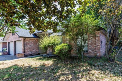 1215 Hyde Park Drive, McKinney, TX 75069 — photo 3