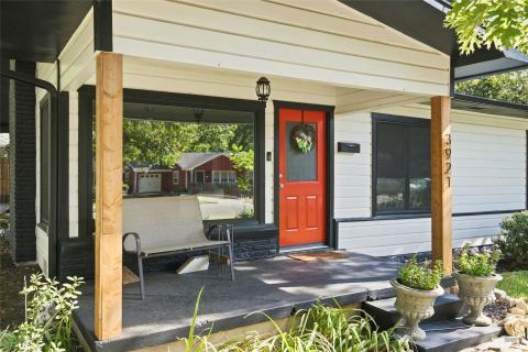 3921 Austin Avenue, Waco, TX 76710 — photo 2