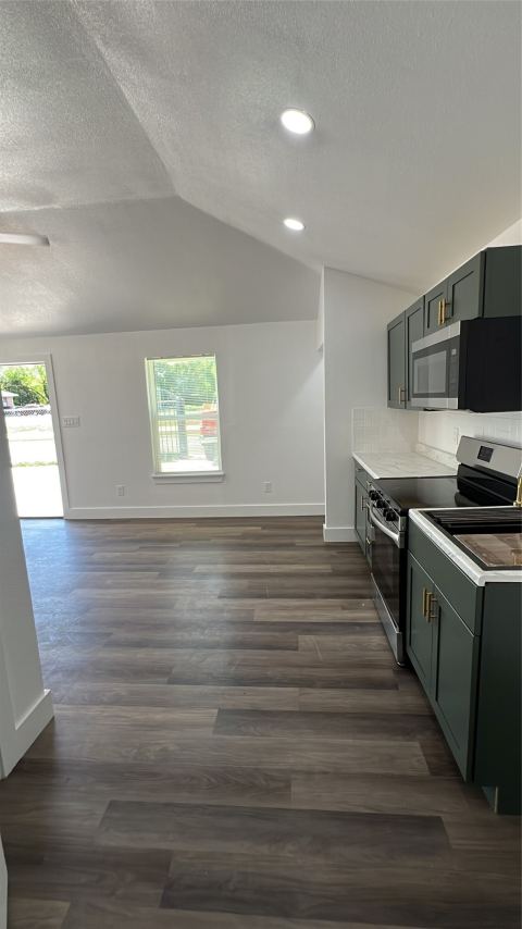 2102 E Overton Road B, Dallas, TX 75216 — photo 3