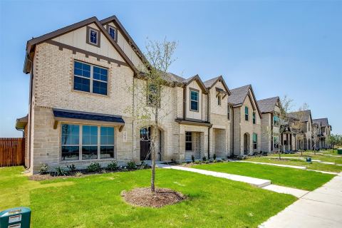 815 Homeplace Circle, Mansfield