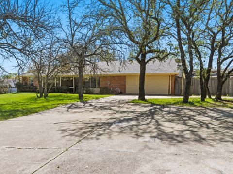 408 Canyon Trail Road, Weatherford, TX 76087 — photo 2
