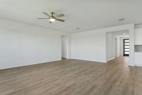 124 Hudson Lane, Justin, TX 76247 — photo 3