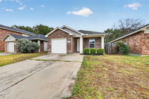 756 River Garden Drive, Fort Worth, TX 76114 — photo 2