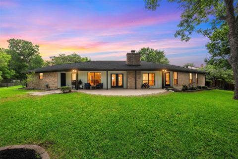 3241 Village Park Drive, Waco