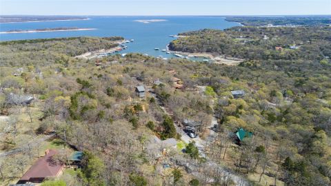 251 Queens Drive, Pottsboro, TX 75076 — photo 3