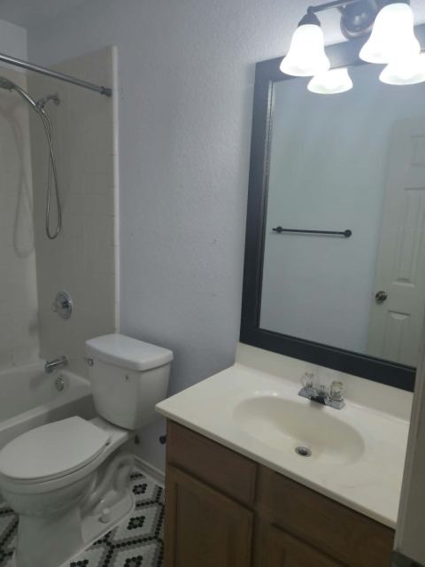 2009 Wahoo Drive, Mansfield, TX 76063 — photo 2
