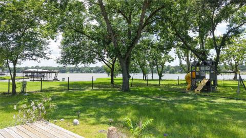 109 Arrow Way, Gun Barrel City