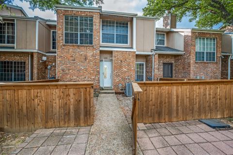 2320 Northlake Court, Irving, TX 75038 — photo 2