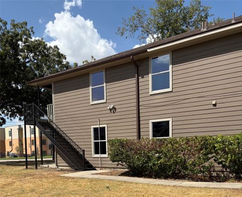 1000 Throckmorton Street A,B, McKinney, TX 75069 — photo 2