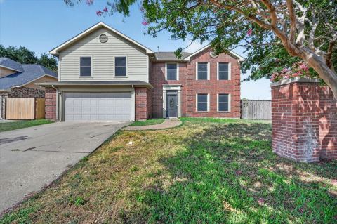 4301 Hudson Avenue, Grand Prairie, TX 75052 — photo 2