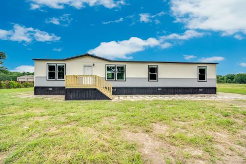 14820 Hyde-A-Way Lane, Mabank