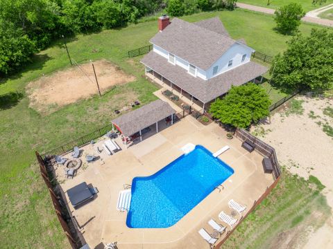 129 Lemley Lane, Waco, TX 76705 — photo 2