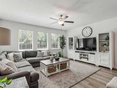 1613 Roadrunner Drive, Little Elm, TX 75068 — photo 3