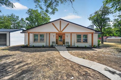 4512 Cross Timber Road, Burleson