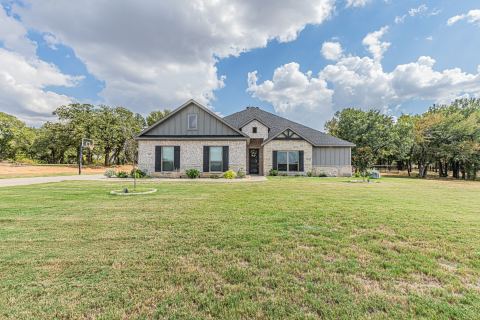 113 Oaks Springs Lane, Weatherford, TX 76087 — photo 3