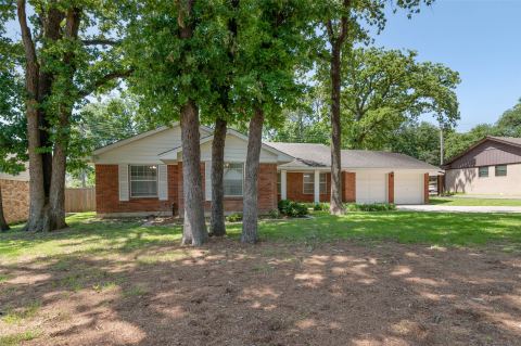 2202 Foxcroft Circle, Denton, TX 76209 — photo 3