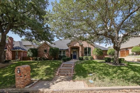 807 Muirfield Drive, Mansfield, TX 76063 — photo 2