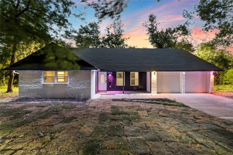 726 Gaywood Drive, Woodway