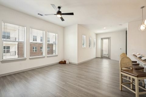 5885 Calmont Avenue 8103, Fort Worth, TX 76107 — photo 3