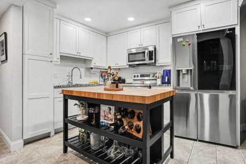 48 E Mountain Creek Court, Grand Prairie