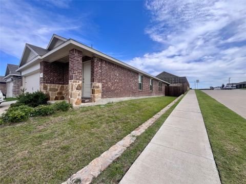 1302 Draper Lane, Forney, TX 75126 — photo 2