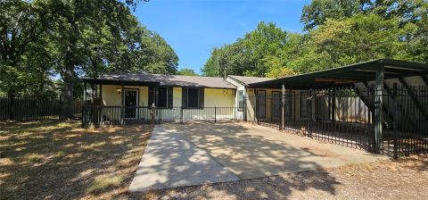 509 Hillcrest Drive, Tool