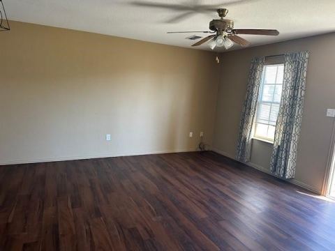 103 S Morrow Street B, Blue Ridge, TX 75424 — photo 3
