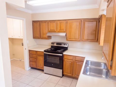 1509 Jefferson Street, Bowie, TX 76230 — photo 2