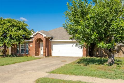 1513 S 3rd Street S, Midlothian, TX 76065 — photo 2